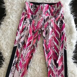 Victoria’s Secret Crop Yoga Pants